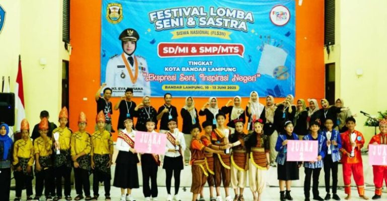 FotoGrid_20250612_145518018_m06dD52279-780x405
