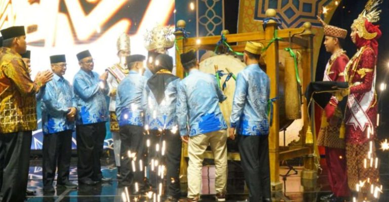 FotoGrid_20251010_221908022-780x405