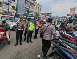 31polisi-bersama-dinas-terkait-tertibkan-parkir-liar-di-jalan-pemuda-bandar-lampung-720x405